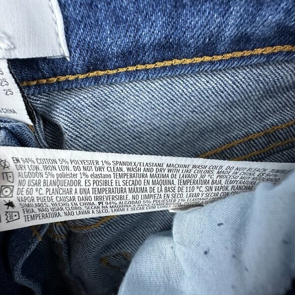 Forever 21 Jeans Skinny Leg Distressed Low Rise Dark Wash  Women Size 25 US - Picture 11 of 12